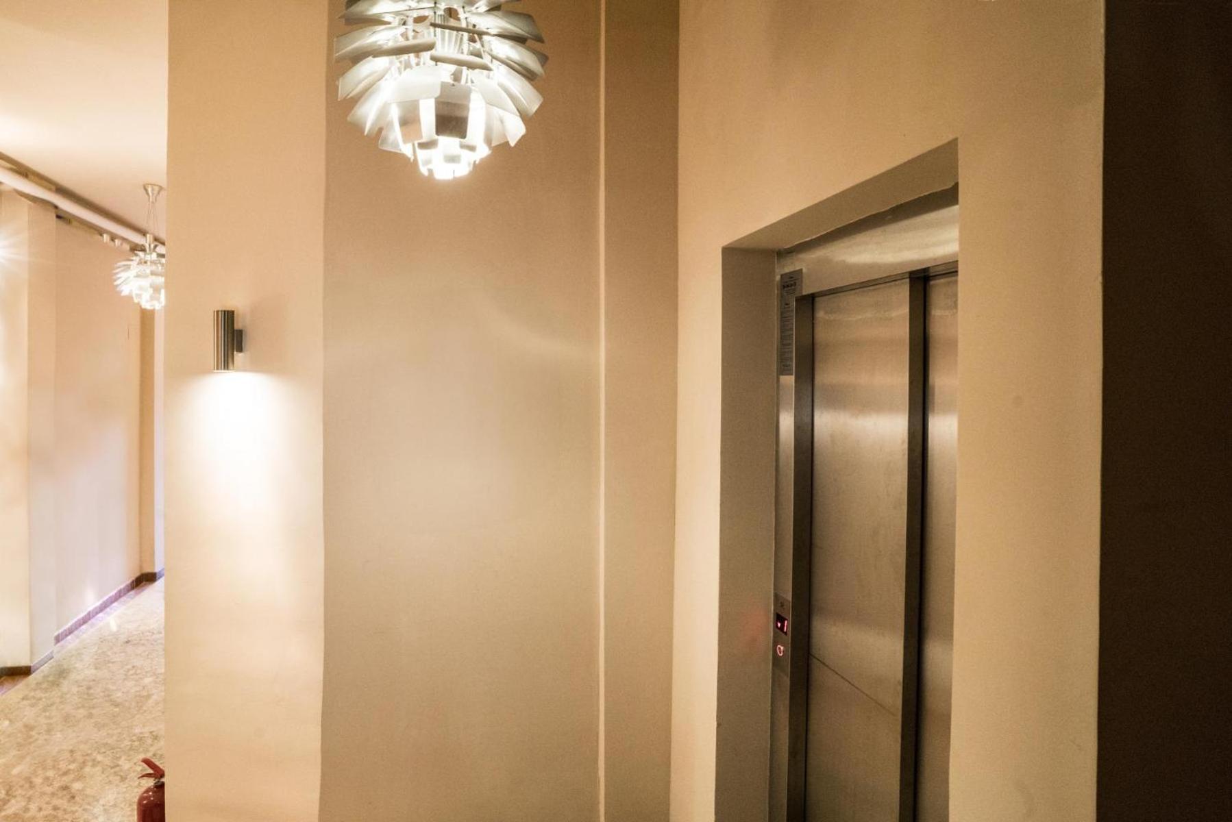 Athenaeum Spacious& Cozy 1Br Prime Location W Balcony Bucarest Exterior foto