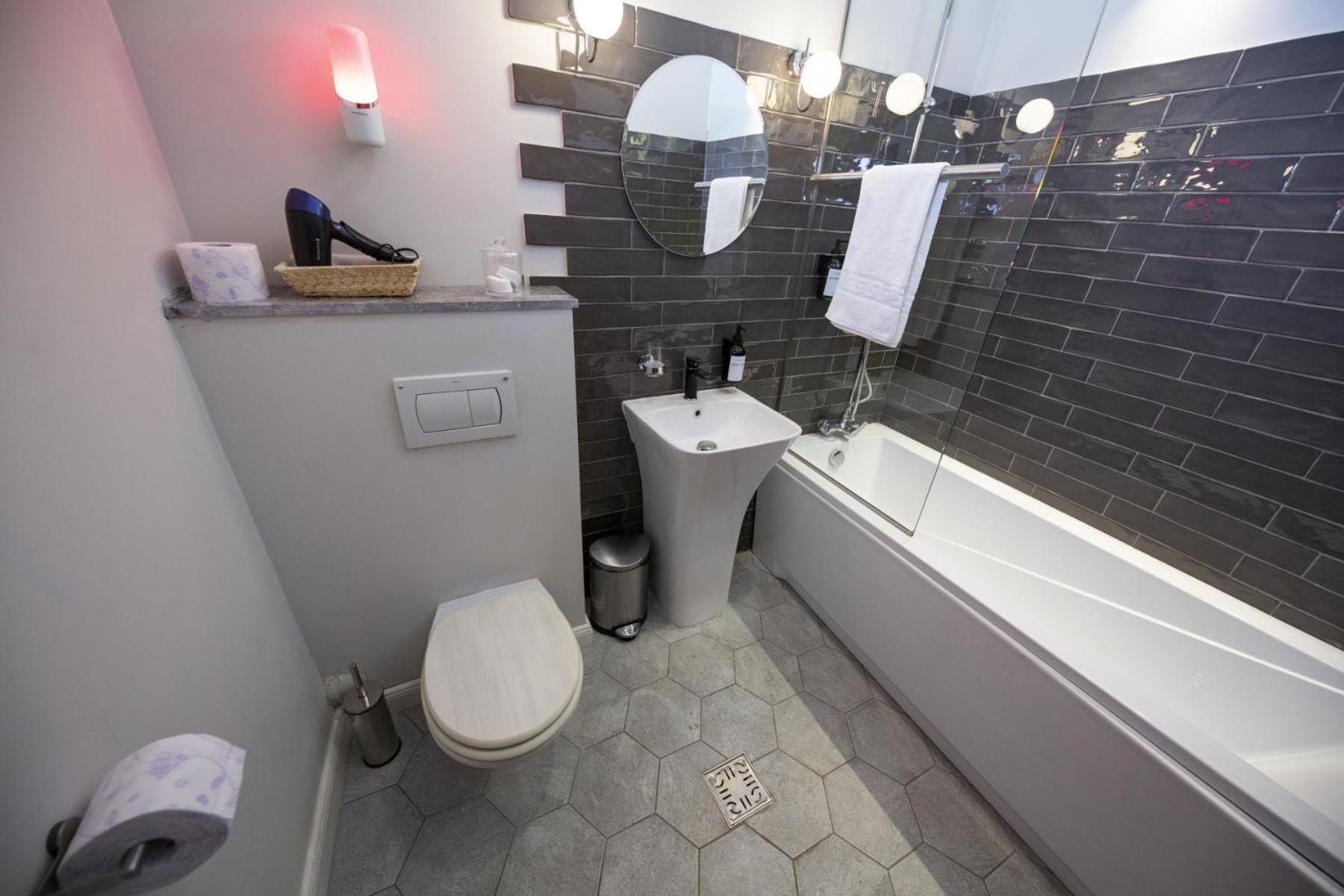 Athenaeum Spacious& Cozy 1Br Prime Location W Balcony Bucarest Exterior foto