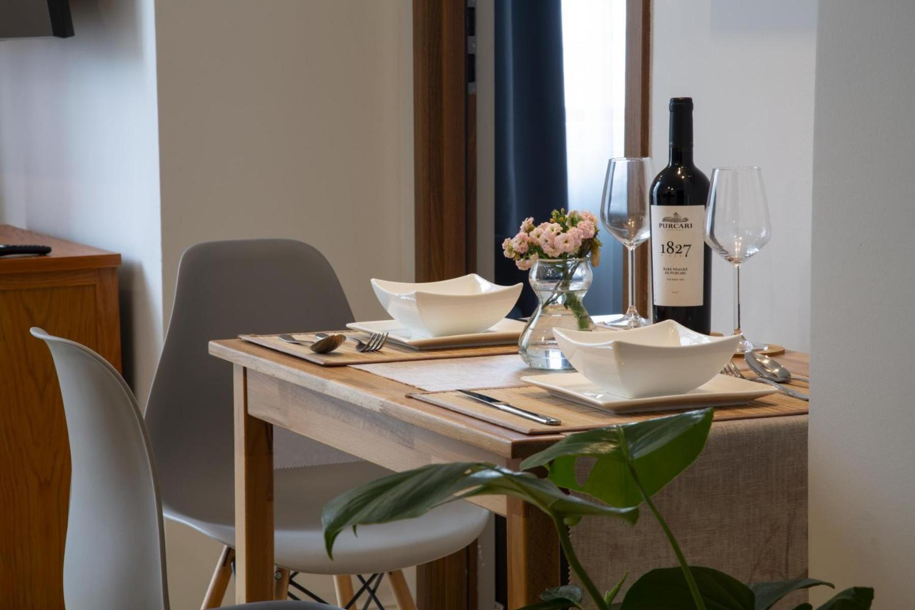Athenaeum Spacious& Cozy 1Br Prime Location W Balcony Bucarest Exterior foto